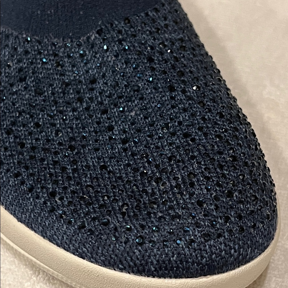 FitFlop |
Uberknit Crystal Ballerina Flats - Picture 11 of 15